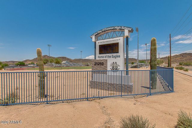 4451 W Creedance Boulevard, Glendale, AZ 85310