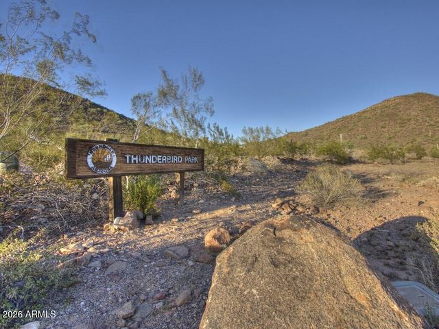 4451 W Creedance Boulevard, Glendale, AZ 85310
