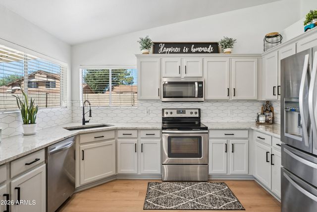 4451 W Creedance Boulevard, Glendale, AZ 85310