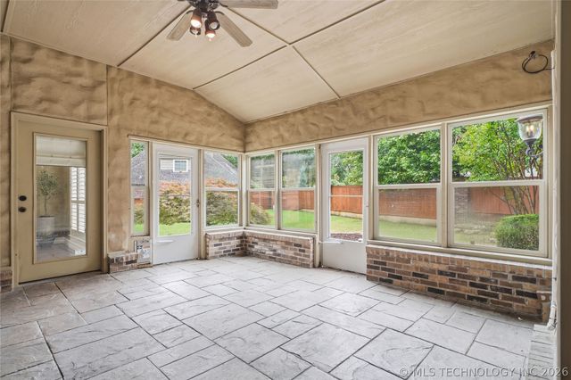 11044 S 91st East Avenue, Tulsa, OK 74133