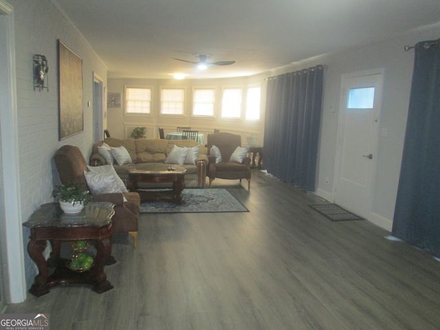 181 Brookside Drive, Elberton, GA 30635