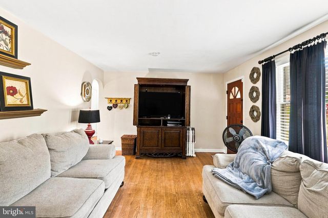 8101 SAGRAMORE RD, Baltimore, MD 21237