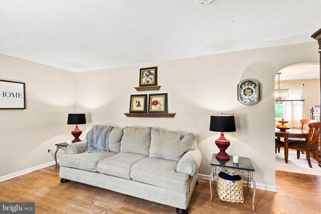 8101 SAGRAMORE RD, Baltimore, MD 21237