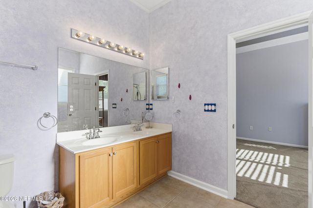 2510 BRITNEY LAKES Lane, Jacksonville, FL 32221