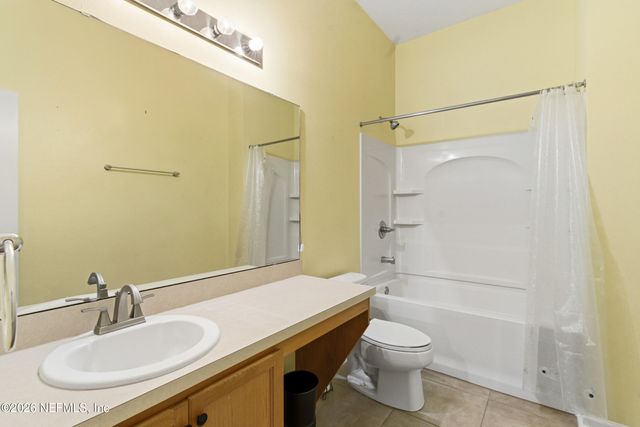 2510 BRITNEY LAKES Lane, Jacksonville, FL 32221