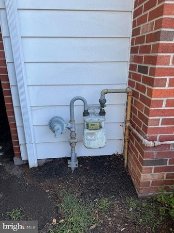 42 GRAND PKWY, Lewistown, PA 17044