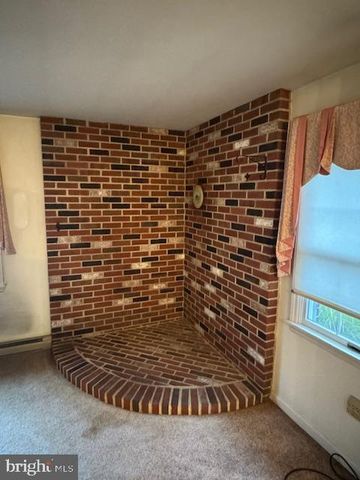 42 GRAND PKWY, Lewistown, PA 17044