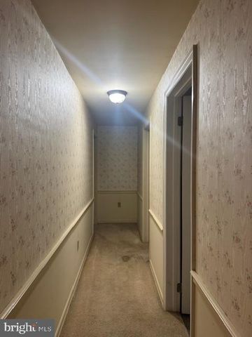 42 GRAND PKWY, Lewistown, PA 17044