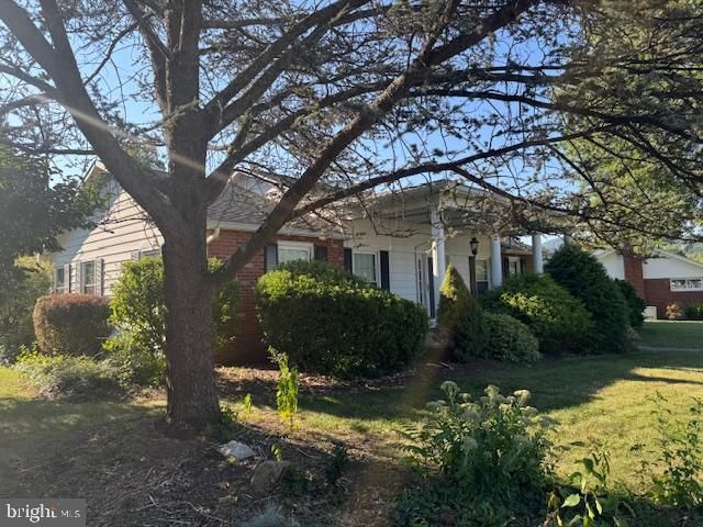 42 GRAND PKWY, Lewistown, PA 17044