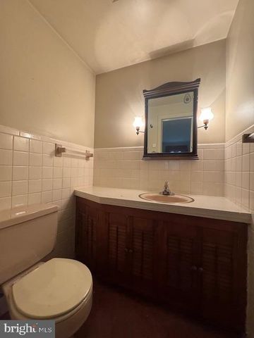 42 GRAND PKWY, Lewistown, PA 17044