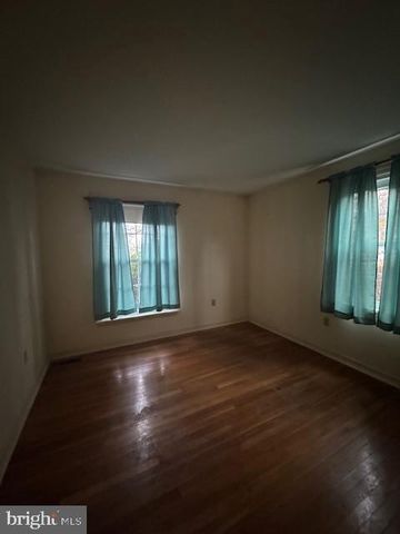 42 GRAND PKWY, Lewistown, PA 17044