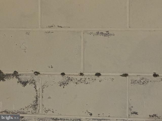 42 GRAND PKWY, Lewistown, PA 17044