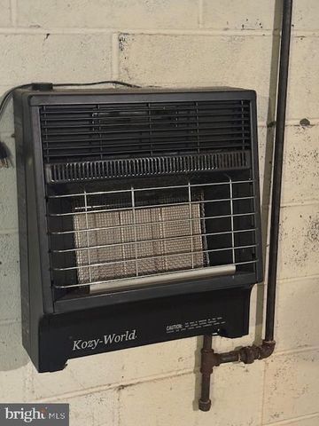 42 GRAND PKWY, Lewistown, PA 17044