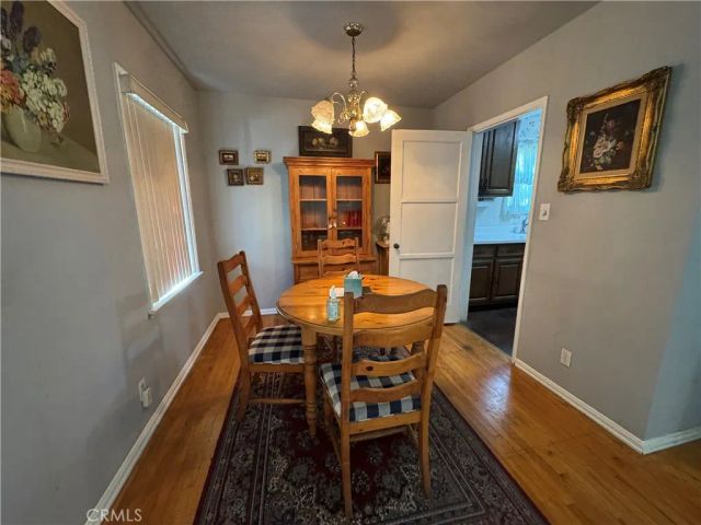 7039 Hesperia, Reseda, CA 91335