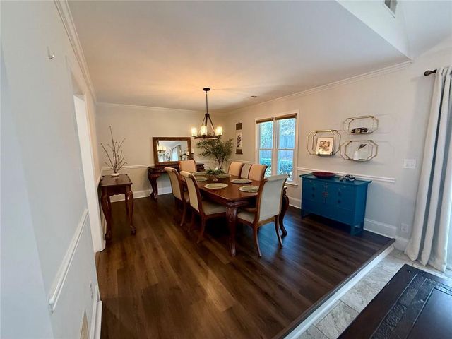 410 Emerald Parkway, Sugar Hill, GA 30518