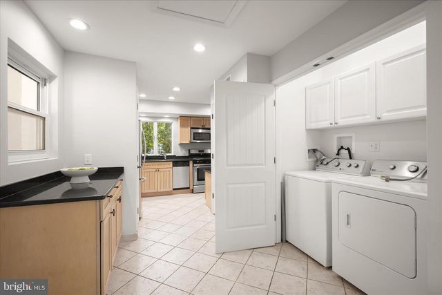 7422 AXTON ST, Springfield, VA 22151