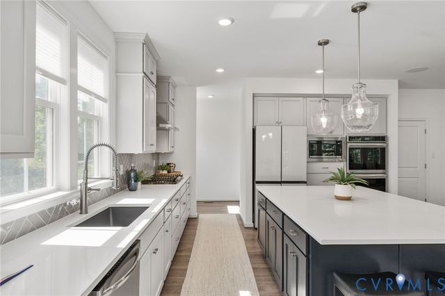 8321 Roden Dr, Mechanicsville, VA 23111