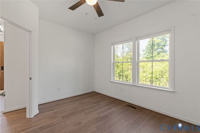 8321 Roden Dr, Mechanicsville, VA 23111