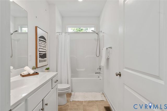 8321 Roden Dr, Mechanicsville, VA 23111