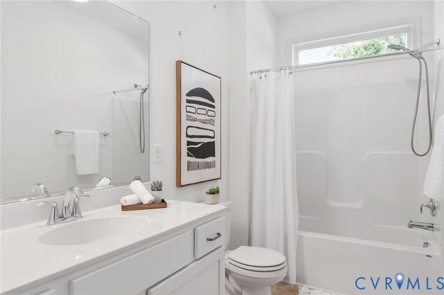 8321 Roden Dr, Mechanicsville, VA 23111