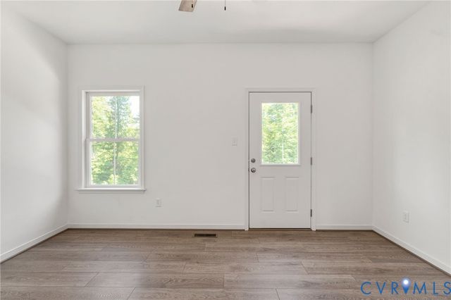 8321 Roden Dr, Mechanicsville, VA 23111