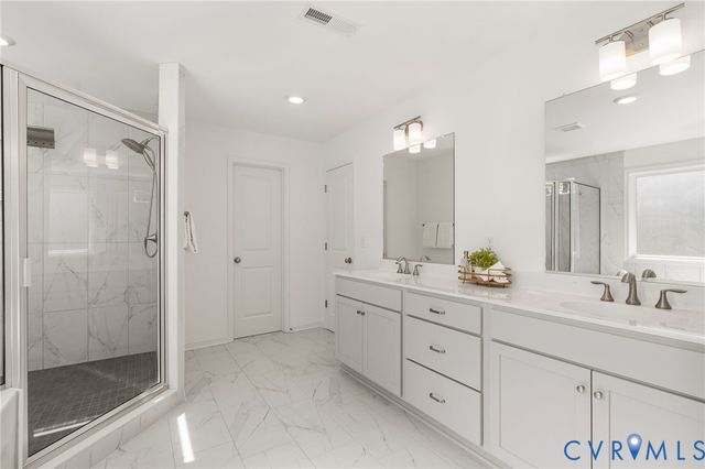 8321 Roden Dr, Mechanicsville, VA 23111