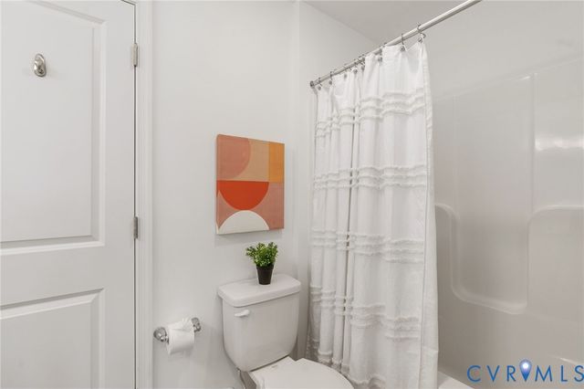 8321 Roden Dr, Mechanicsville, VA 23111