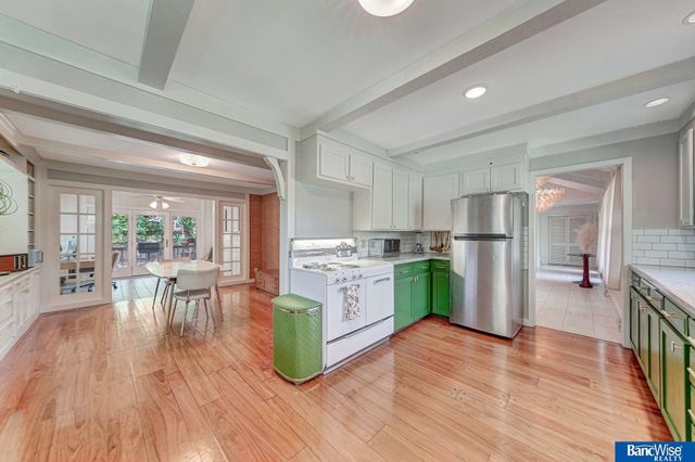 5815 Saint Paul Avenue, Lincoln, NE 68507