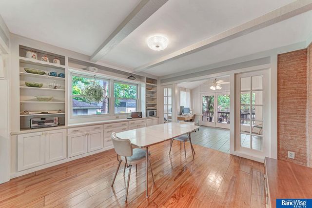 5815 Saint Paul Avenue, Lincoln, NE 68507