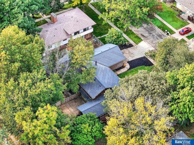 5815 Saint Paul Avenue, Lincoln, NE 68507