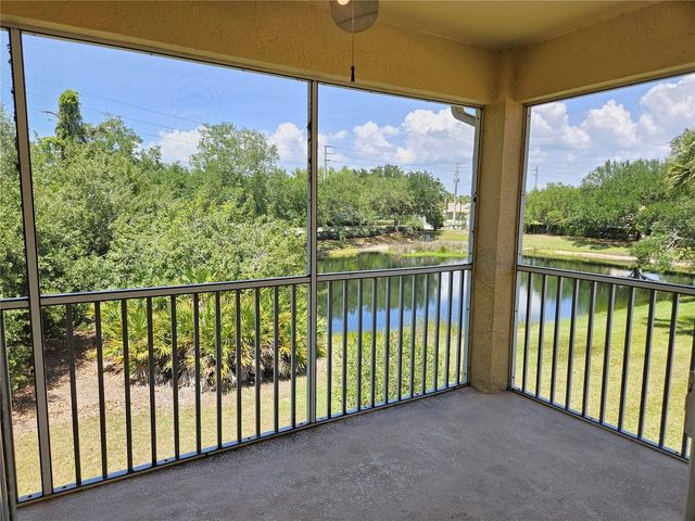 904 CASA DEL LAGO WAY 904, Venice, FL 34292