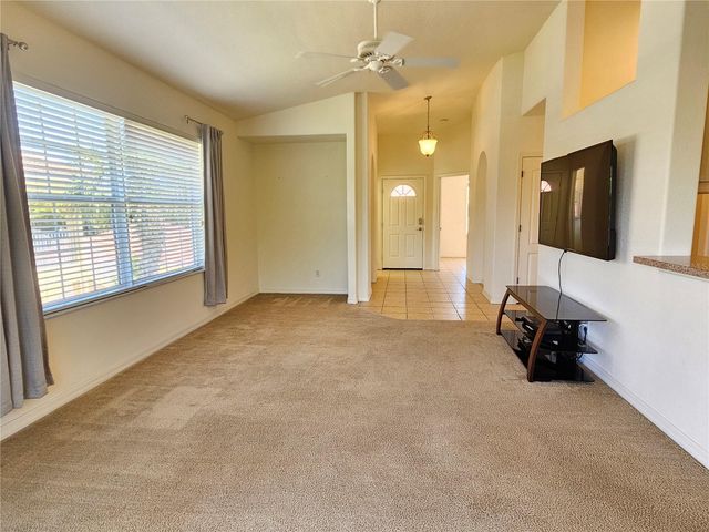 904 CASA DEL LAGO WAY 904, Venice, FL 34292