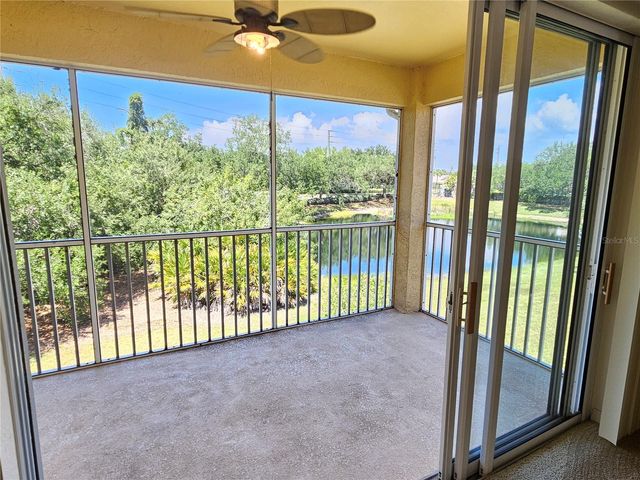 904 CASA DEL LAGO WAY 904, Venice, FL 34292