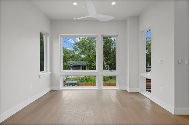 100 W Odell ST 3, Austin, TX 78752