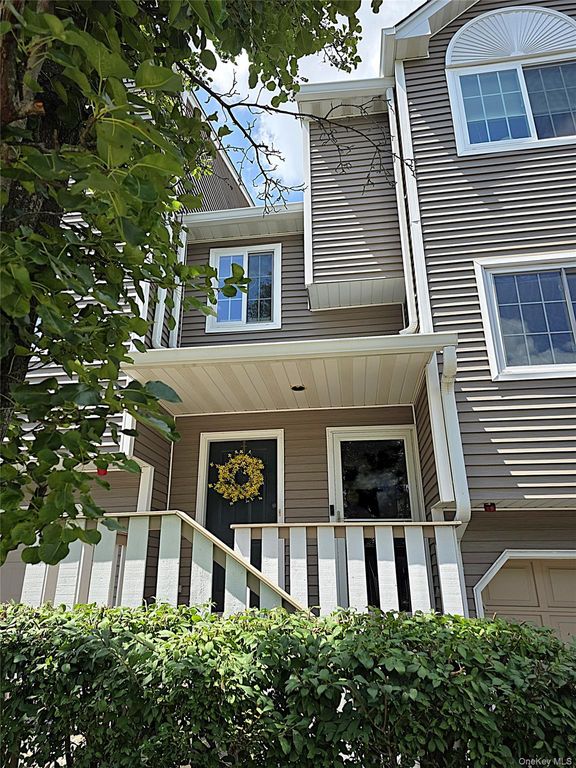 99 Eagle Ridge Way, Nanuet, NY 10954 — photo 2