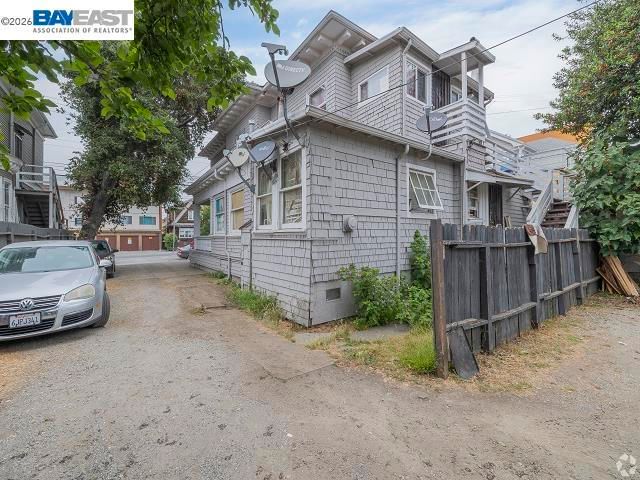 1832 Fruitvale Ave, Oakland, CA 94601