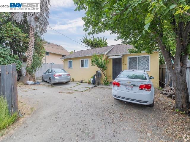 1832 Fruitvale Ave, Oakland, CA 94601