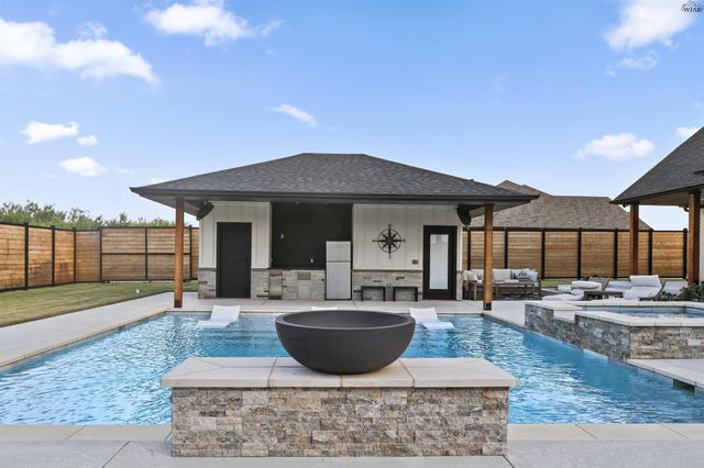 5211 STONE LAKE, Wichita Falls, TX 76310