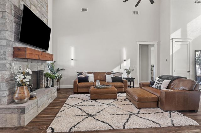 5211 STONE LAKE, Wichita Falls, TX 76310