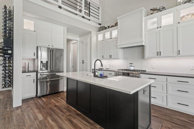 5211 STONE LAKE, Wichita Falls, TX 76310