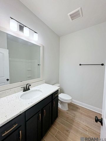 722 Bellegrove Square Ave, Baton Rouge, LA 70810