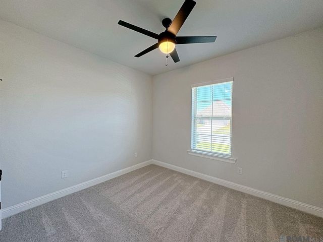 722 Bellegrove Square Ave, Baton Rouge, LA 70810
