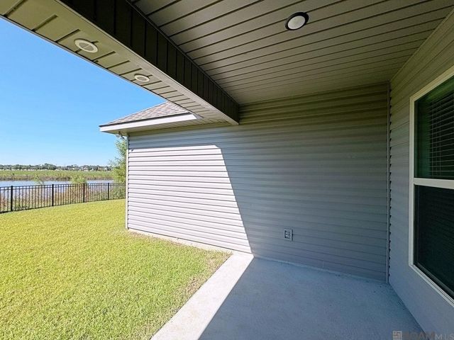 722 Bellegrove Square Ave, Baton Rouge, LA 70810