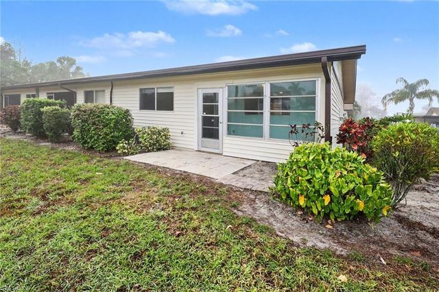 1071 Pine Isle LN 1071, Naples, FL 34112