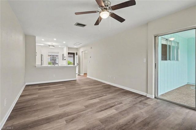 1071 Pine Isle LN 1071, Naples, FL 34112