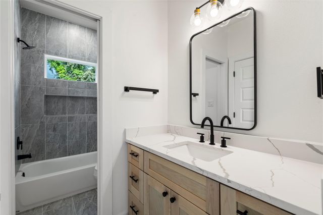 4110 Cortlandt Street, Houston, TX 77018