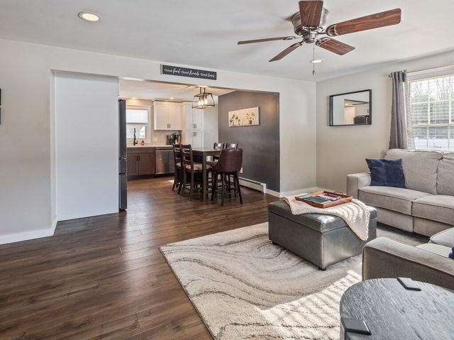 822 Shea St, Fitchburg, MA 01420