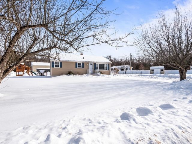 822 Shea St, Fitchburg, MA 01420