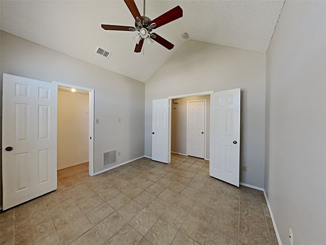 815 Mccomb Lane, Cedar Hill, TX 75104