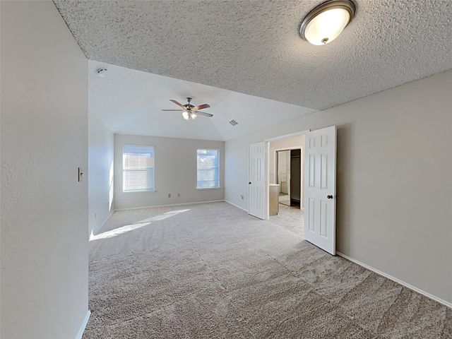 815 Mccomb Lane, Cedar Hill, TX 75104